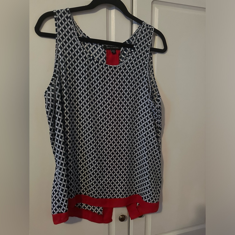 Lightweight Sleeveless Blouse, XL
